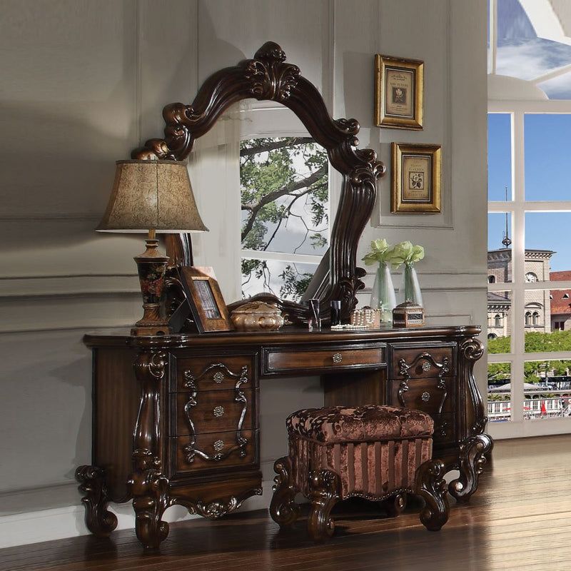 Versailles Vanity