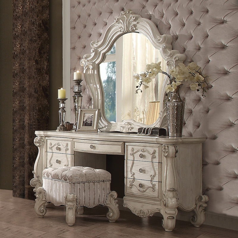 Versailles Vanity