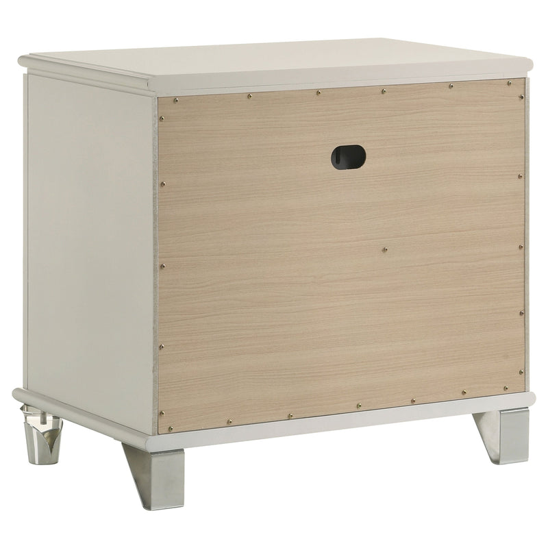 Olivia Bedroom Set Pearl