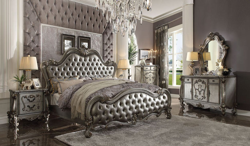 Versailles II Bed