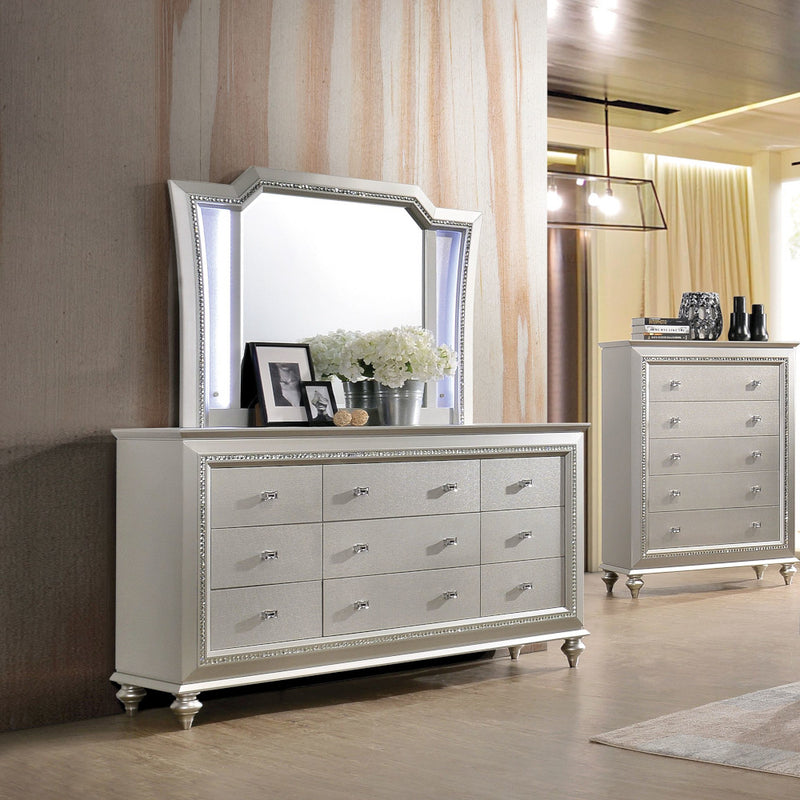 Kaitlyn Dresser & Mirror