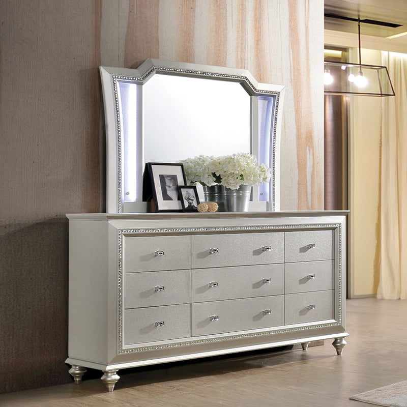 Kaitlyn Dresser & Mirror