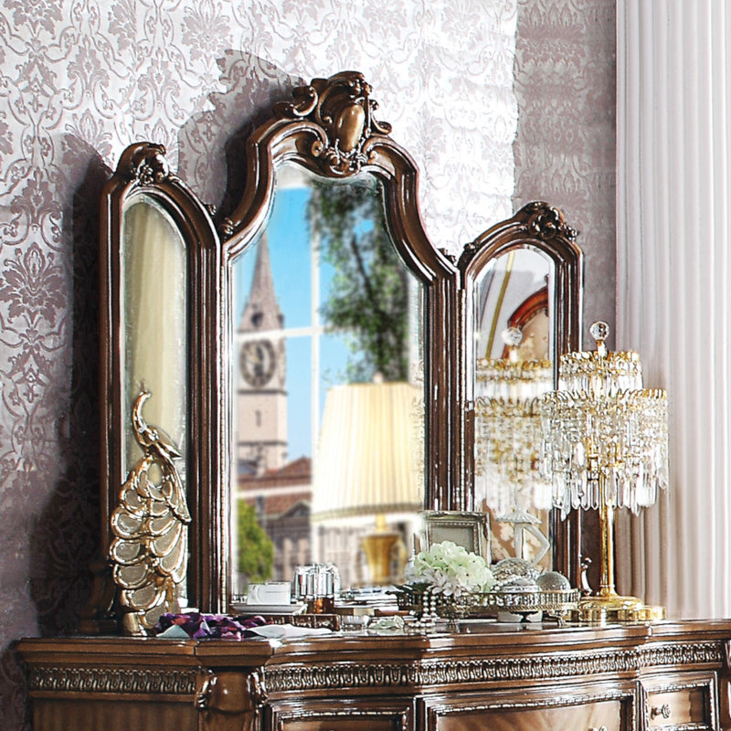 Picardy Dresser & Mirror