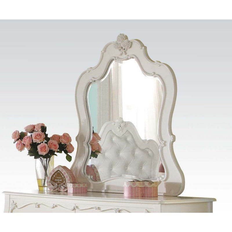 Edalene Dresser & Mirror