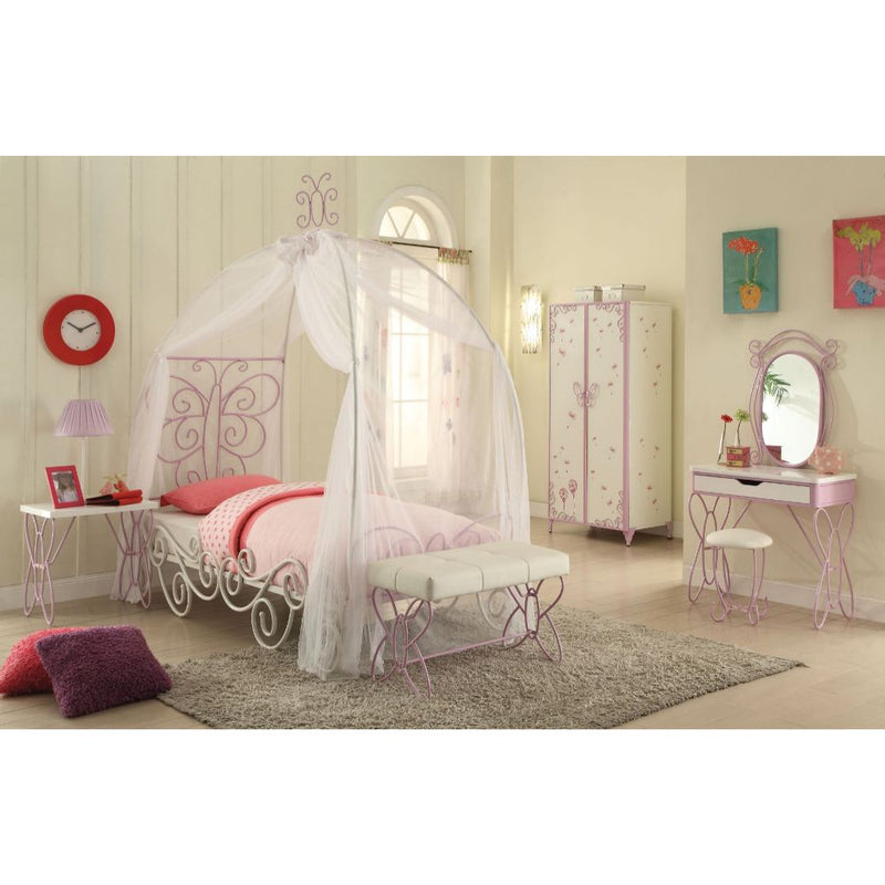 Priya II Bed