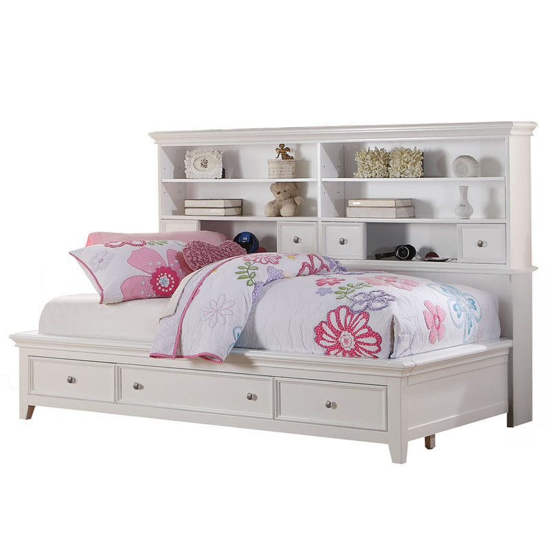 Lacey Bed