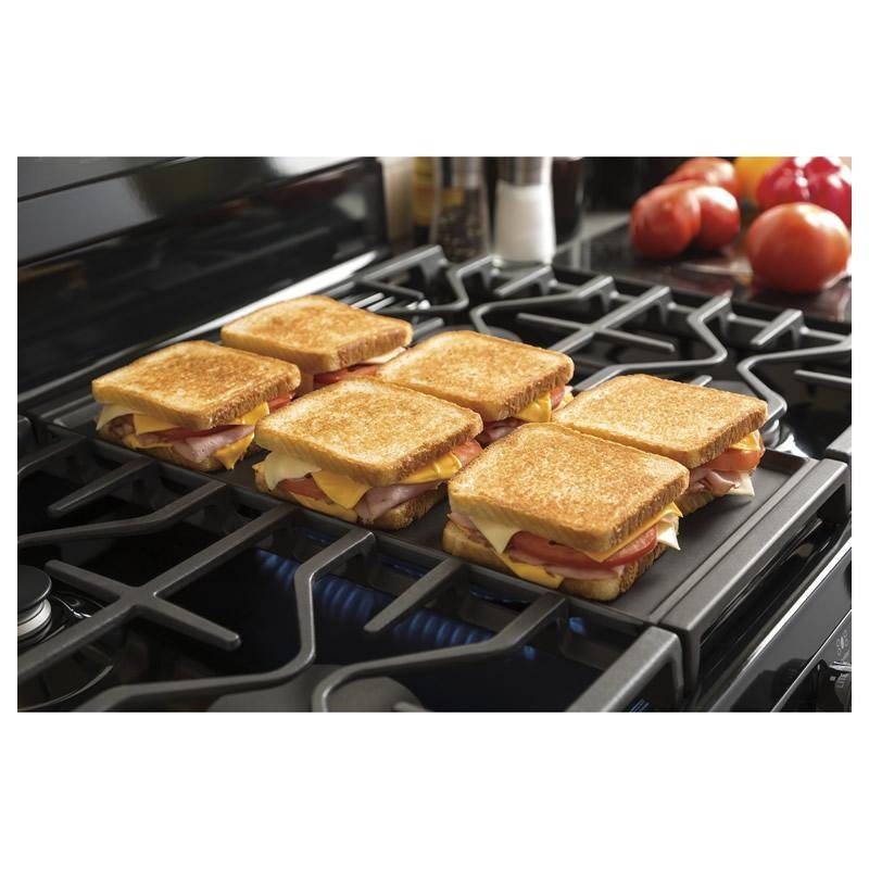30-inch Freestanding Gas Range (JGBS66DEKBB)