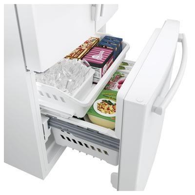 33-inch, 24.8 cu. ft. French 3-Door Refrigerator with Ice and Water (GNE25JGKWW)