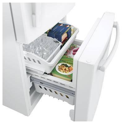 30-inch, 20.9 cu. ft. Bottom Freezer Refrigerator (GDE21EGKWW)