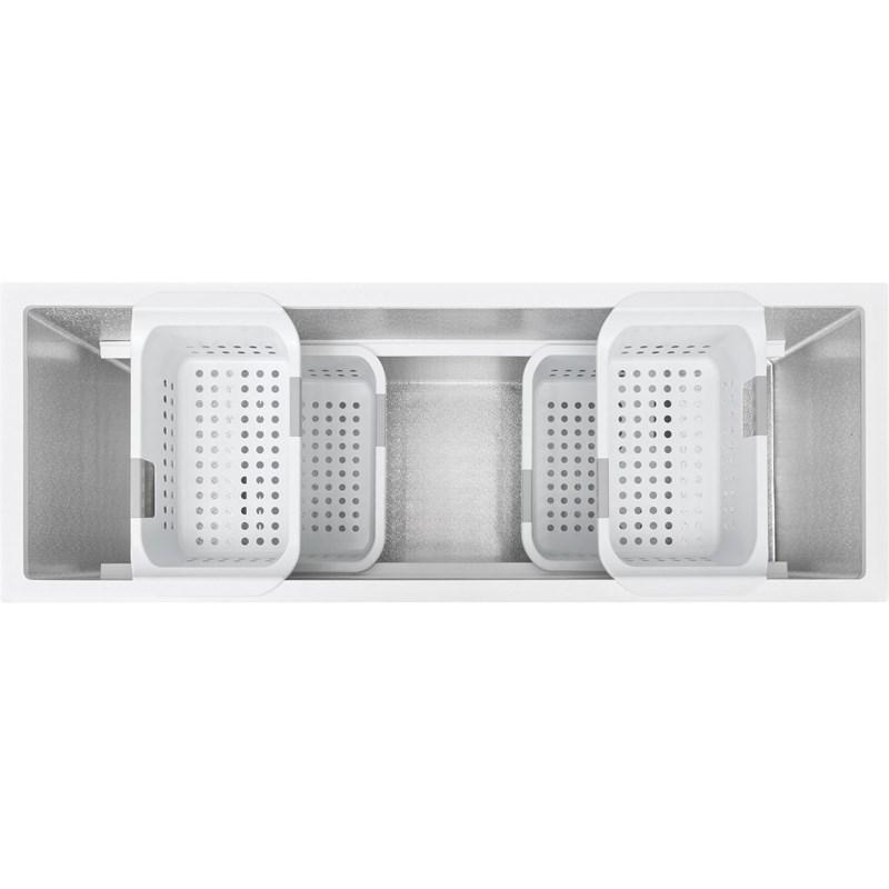 15.7 cu. ft. Chest Freezer (FCM16DLWW)