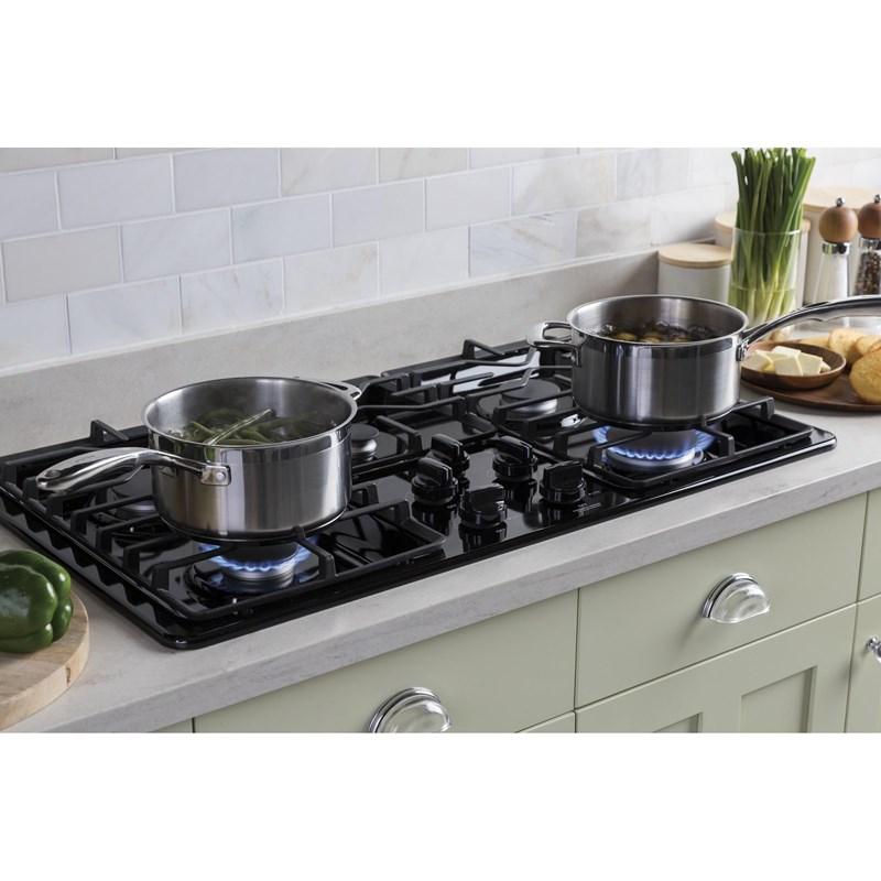 36-inch Built-In Gas Cooktop with MAX Burner System (JGP3036DLBB)