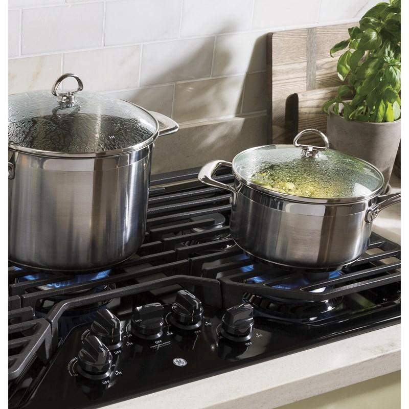 36-inch Built-In Gas Cooktop (JGP5036DLBB)