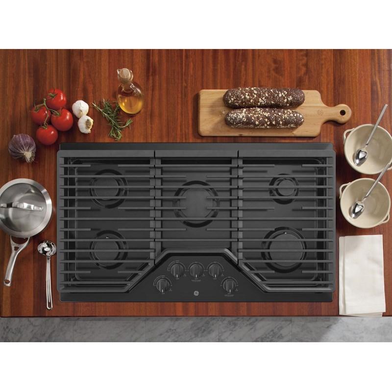 36-inch Built-In Gas Cooktop (JGP5036DLBB)
