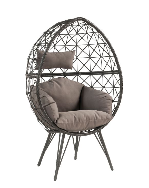 Aeven Outdoor Chairs
