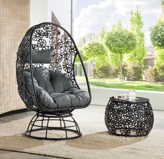 Hikre Outdoor Chairs