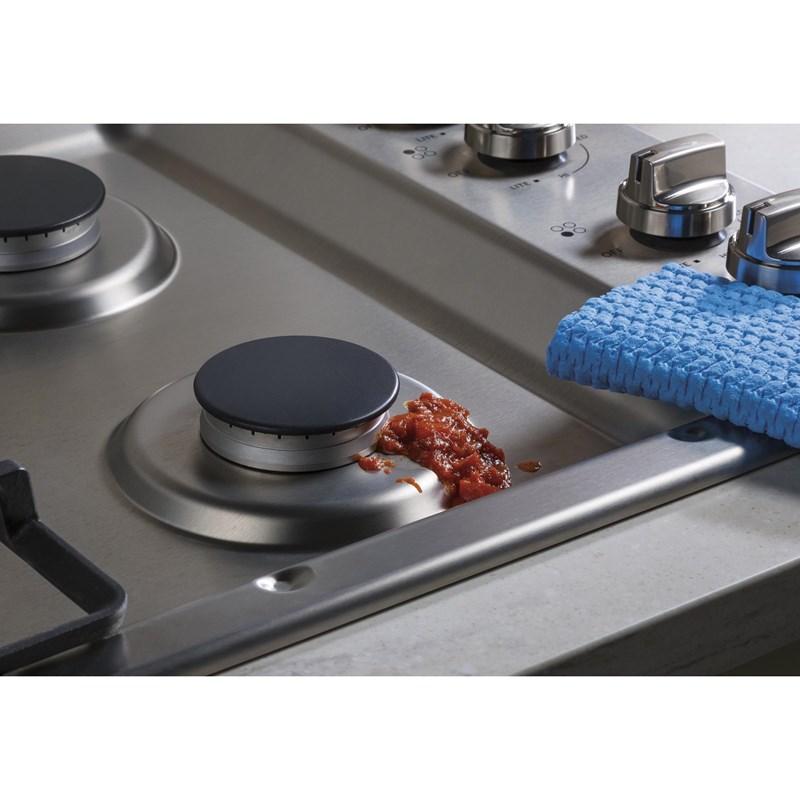 30-inch Built-In Gas Cooktop (JGP3030SLSS)