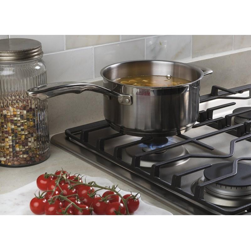 30-inch Built-In Gas Cooktop (JGP3030SLSS)