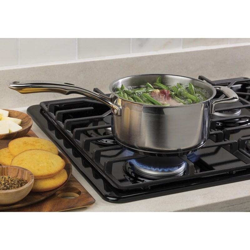 30-inch Built-In Gas Cooktop (JGP3030DLBB)
