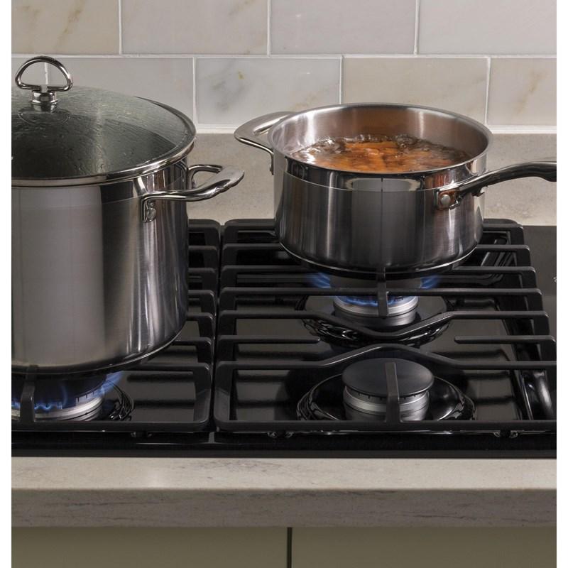 30-inch Built-In Gas Cooktop (JGP3030DLBB)