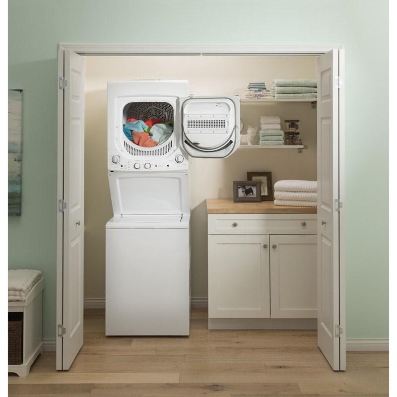 Stacked Washer/Dryer Gas Laundry Center (GUD24GSSMWW)