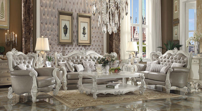 Versailles Loveseat