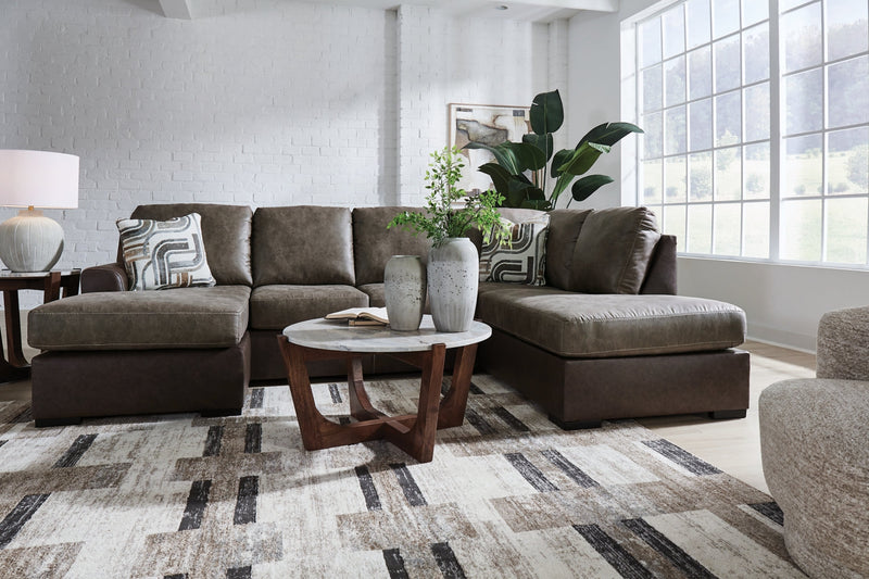 Baltic-Park 2-Piece Sleeper Sectional with Chaise
