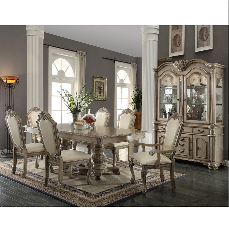Chateau De Ville Formal Dining