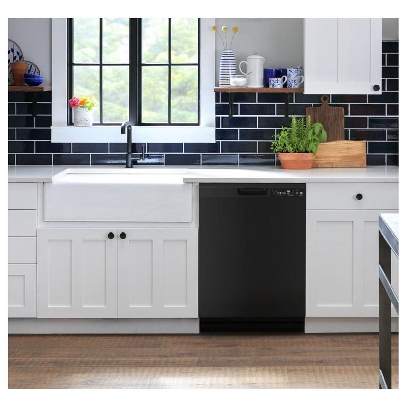 Built-In Dishwasher with Dry Boost (GDF550PGRBB)
