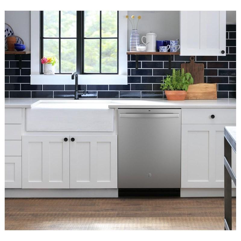 Built-in Top Control Dishwasher with Dry Boostª (GDT535PSRSS)