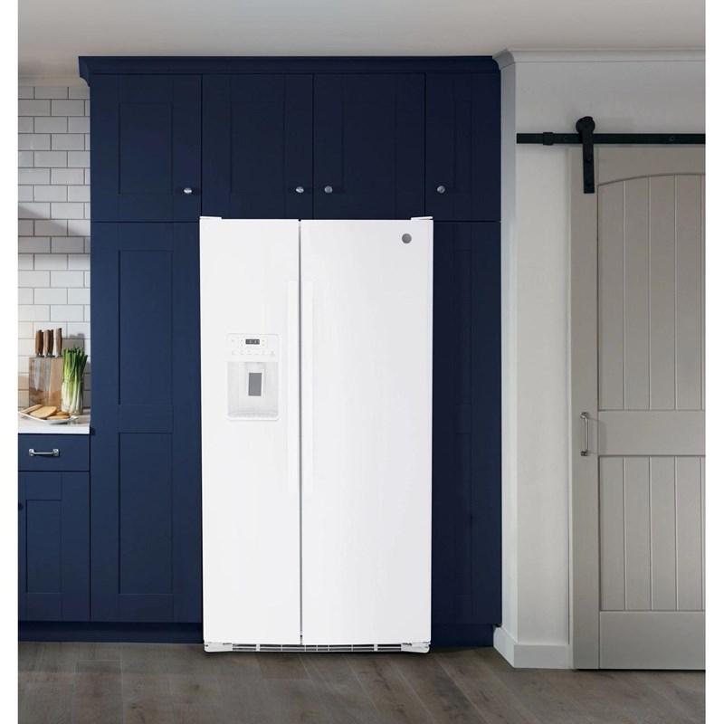 36-inch, 25.3 cu. ft. Side-by-Side Refrigerator with Water and Ice Dispenser (GSS25GGPWW)