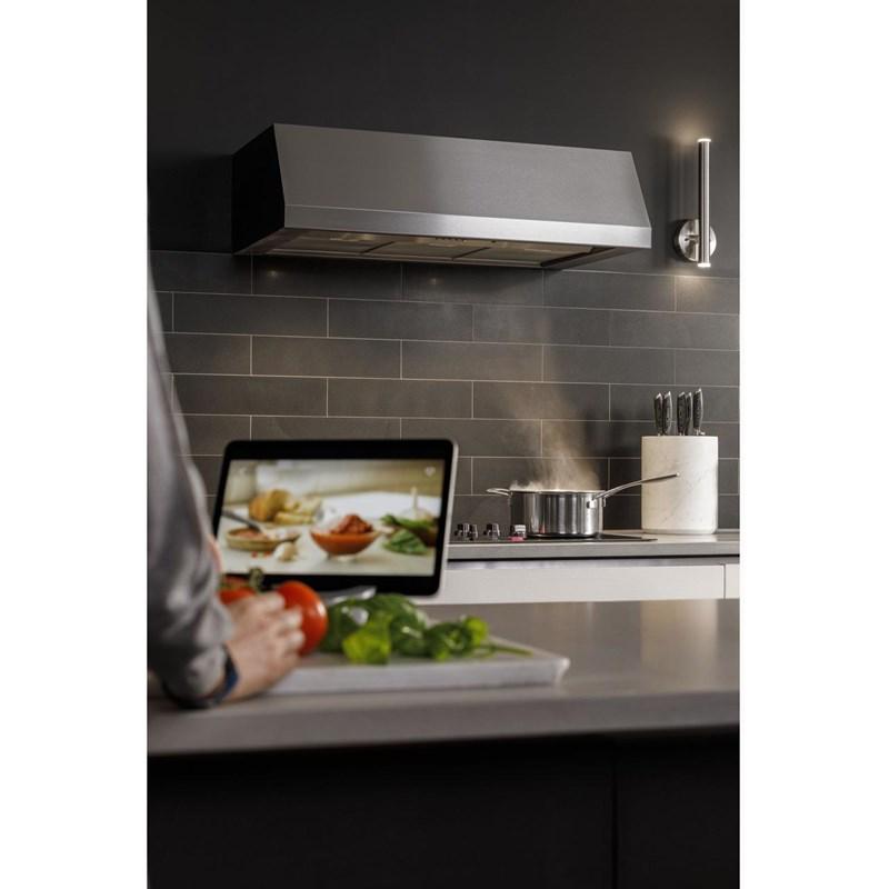 30-inch Designer Series Wall Mount Range Hood (UVW8304SPSS)