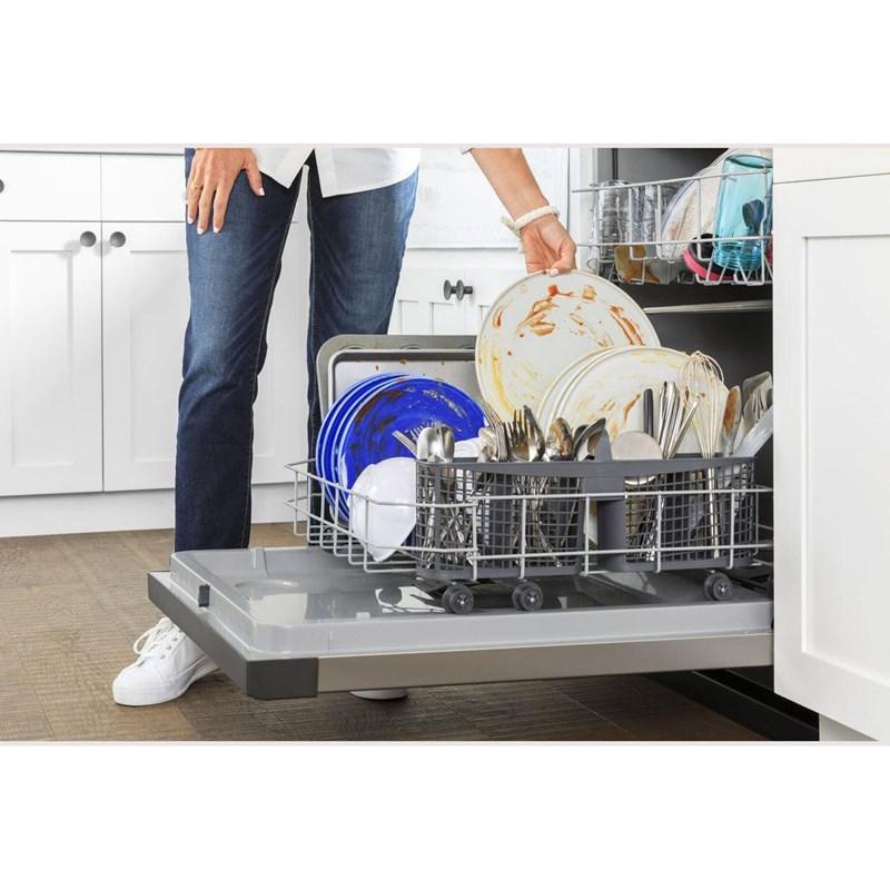 Built-in Dishwasher with Hard Food Disposer (GDF450PGRBB)