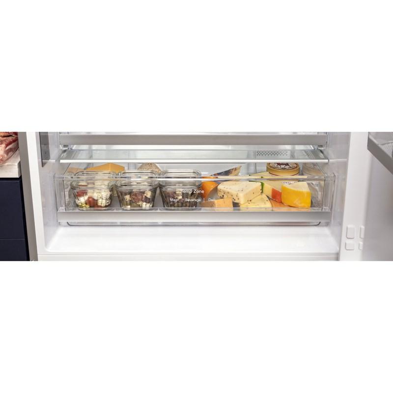 32-inch, 17.7 cu.ft. Counter-Depth Bottom Freezer Refrigerator with LED Lighting (GBE17HYRFS)