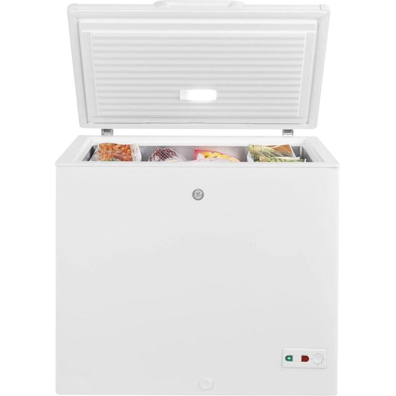 8.8 cu.ft. Chest Freezer with LED Lighting (FCM9SRWW)
