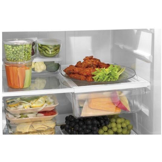 28-inch, 17.5 cu. ft. Freestanding Top Freezer Refrigerator (GTS18HYNRFS)