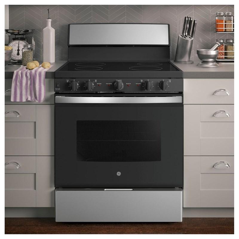 30-inch Freestanding Electric Range with Radiant Smooth Cooktop (JB480STSS)