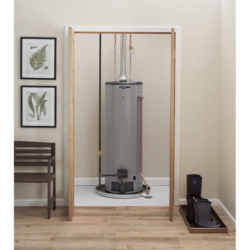 30 Gallon Tall Residential Liquid Propane Water Heater (GP30T08BXR)