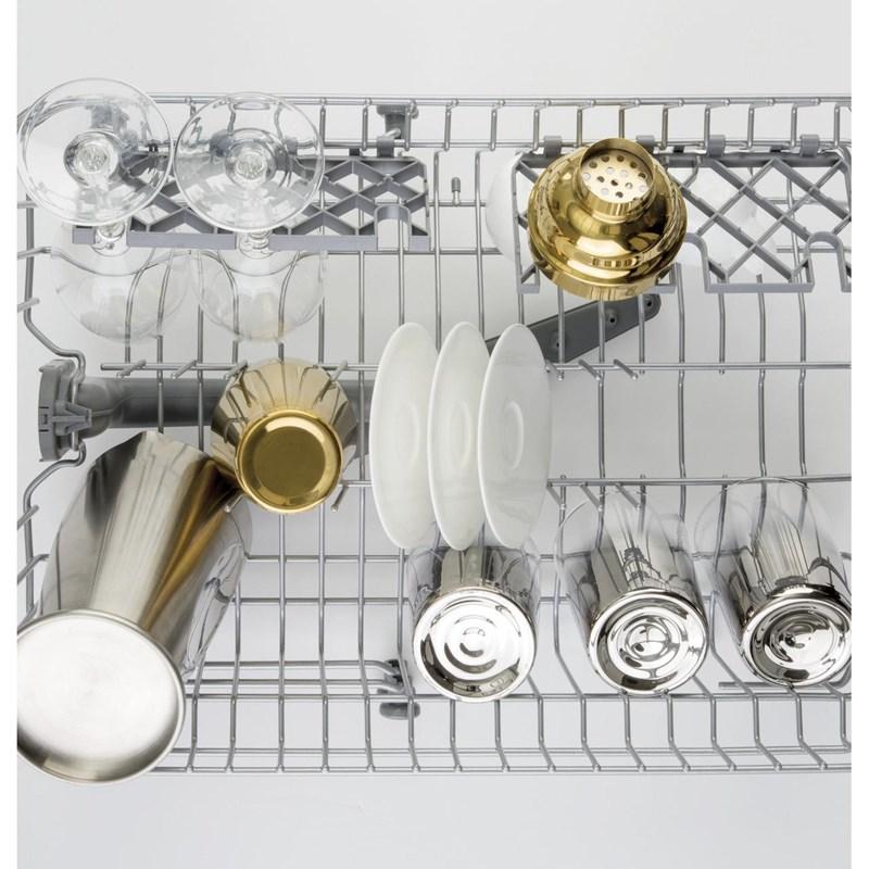 Built-In Dishwasher with Three-Level Wash System (UDT165SIVII)
