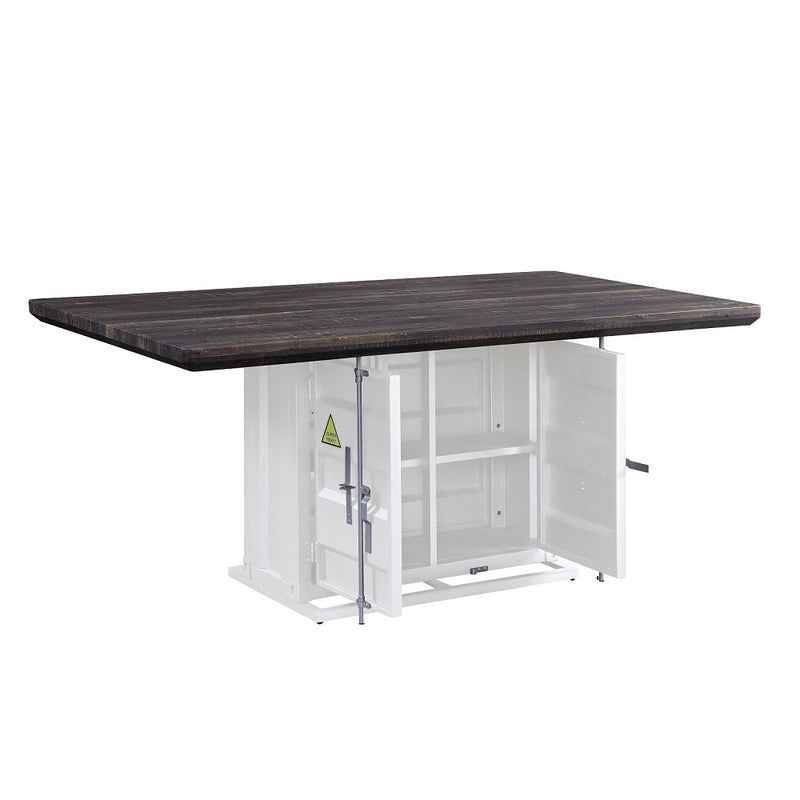 Cargo Casual Dining