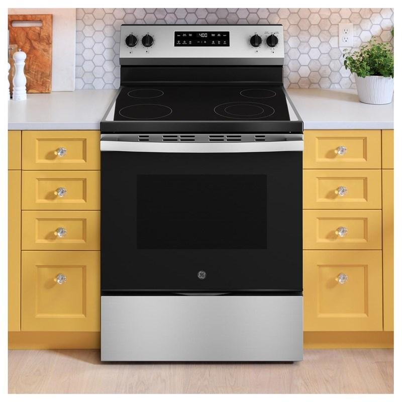 30-inch Freestanding Electric Range with SmartHQª (GRF400PVSS)