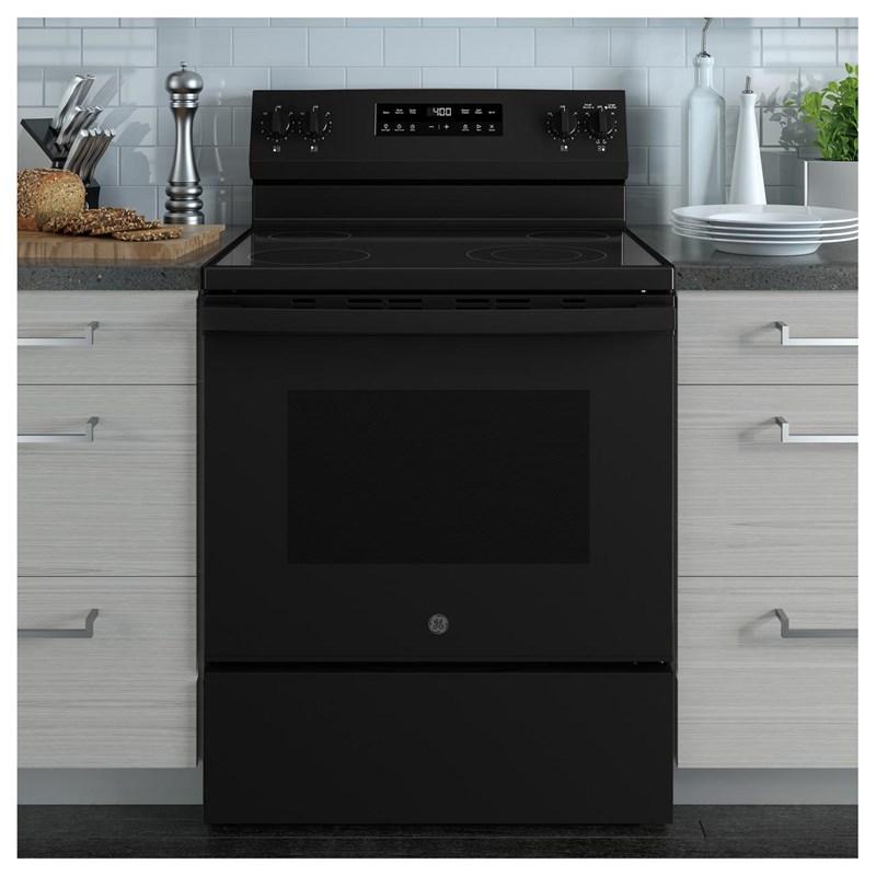 30-inch Freestanding Electric Range with SmartHQª (GRF400PVBB)