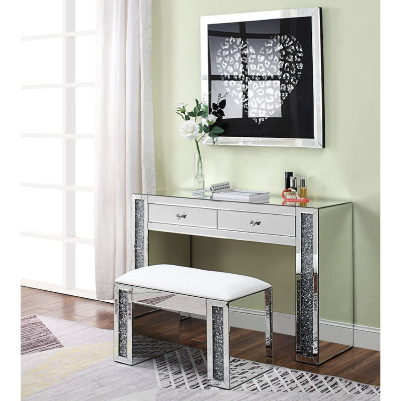 Noralie Vanity