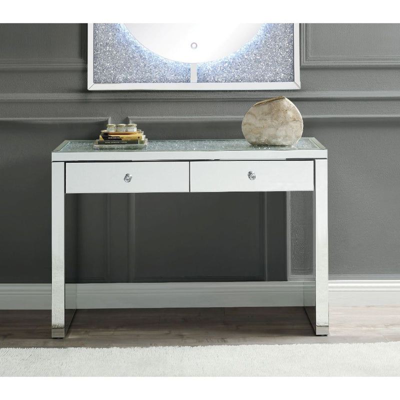 Noralie Console & Art Decor