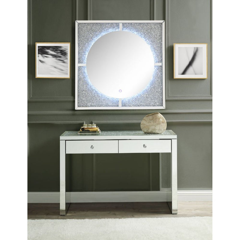 Noralie Console & Art Decor