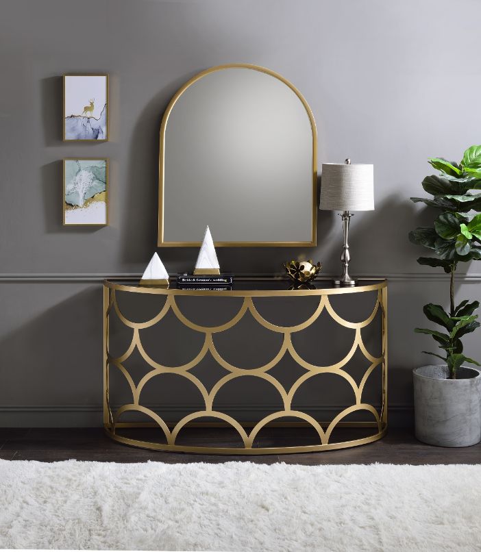 Altus Console & Art Decor