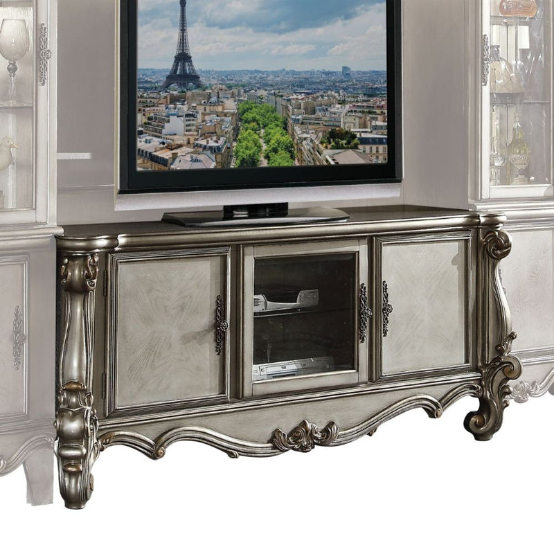 Versailles TV Console