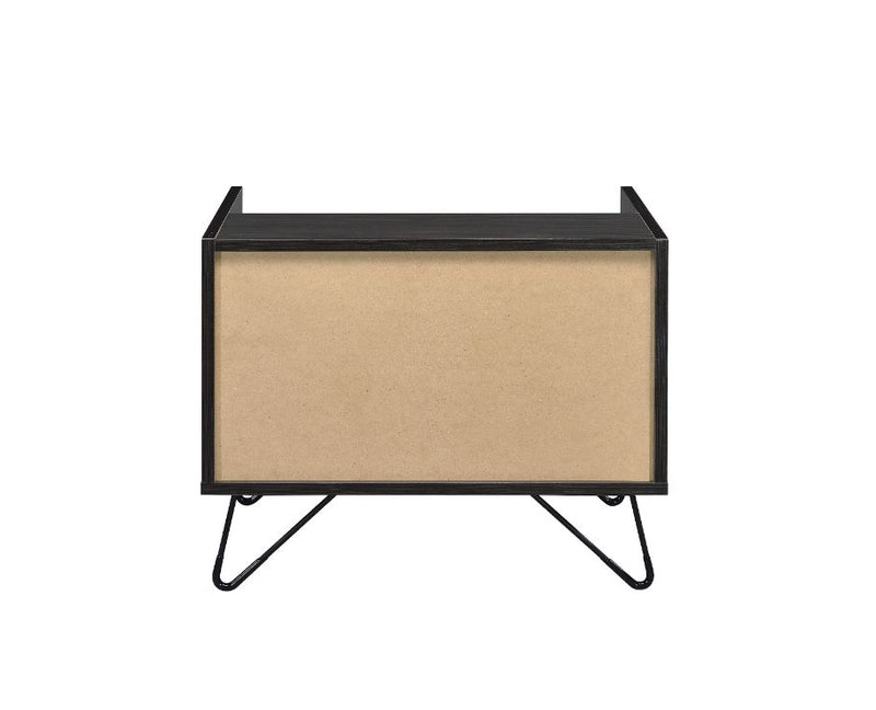 Melkree Accent Table