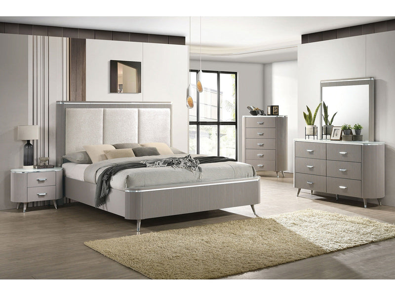 Aldridge Light Gray Queen 4 Piece Bedroom Set