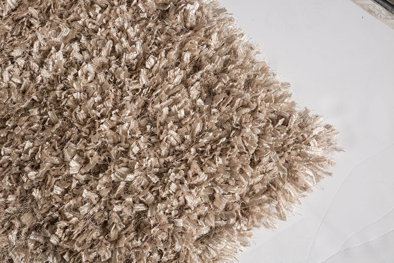 Annmarie Beige 5' X 8' Area Rug