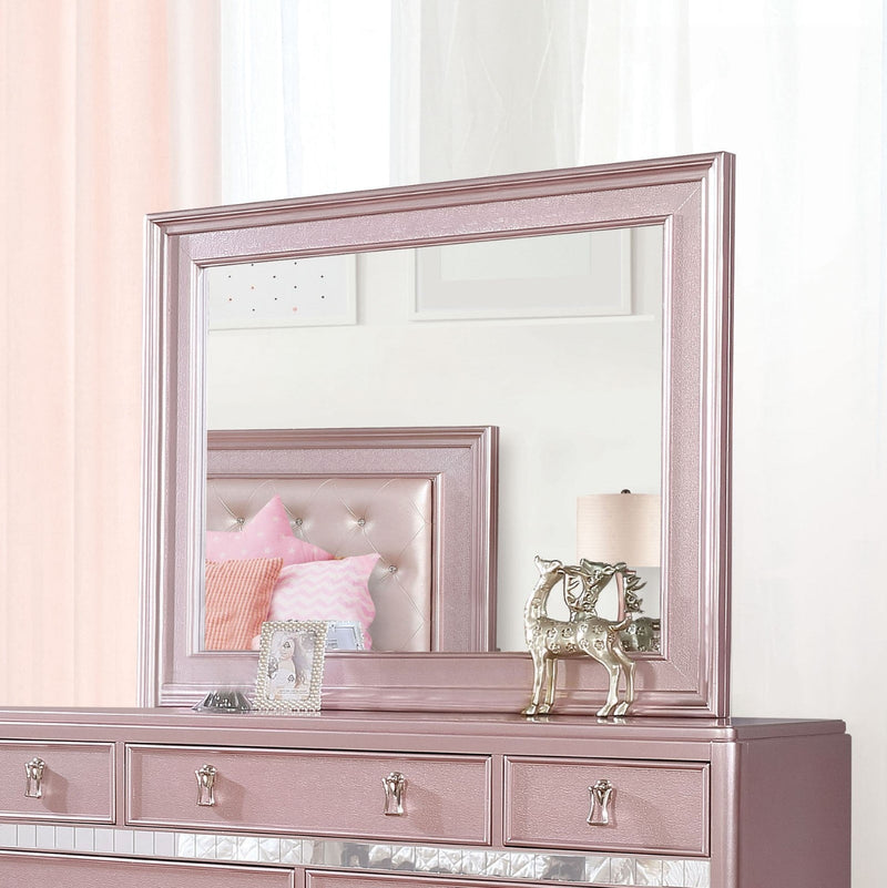 Ariston Rose Gold 4 Pc. Queen Bedroom Set
